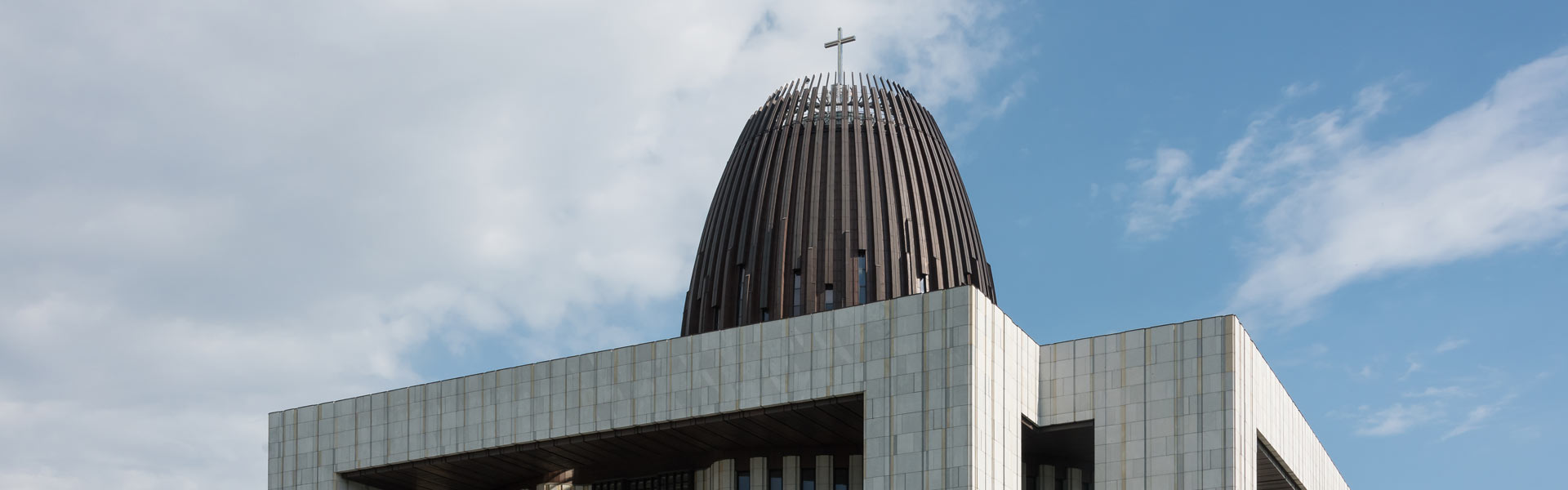 Bp Kamiński o Świątyni Opatrzności Bożej: mamy za co dziękować Bogu